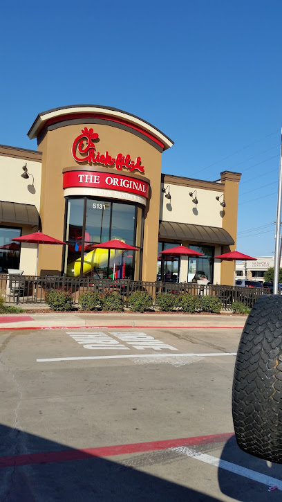 Chick-fil-A Restaurant: Today’s reviews, menu, rating, deals (5131 Rufe Snow Dr, North Richland Hills, TX 76180, United States, North Richland