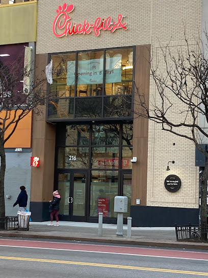 Chick-fil-A Restaurant at 216 W 125th St, New York, NY 10027, United States, New York: Top reviews, menu, ratings, public feedback